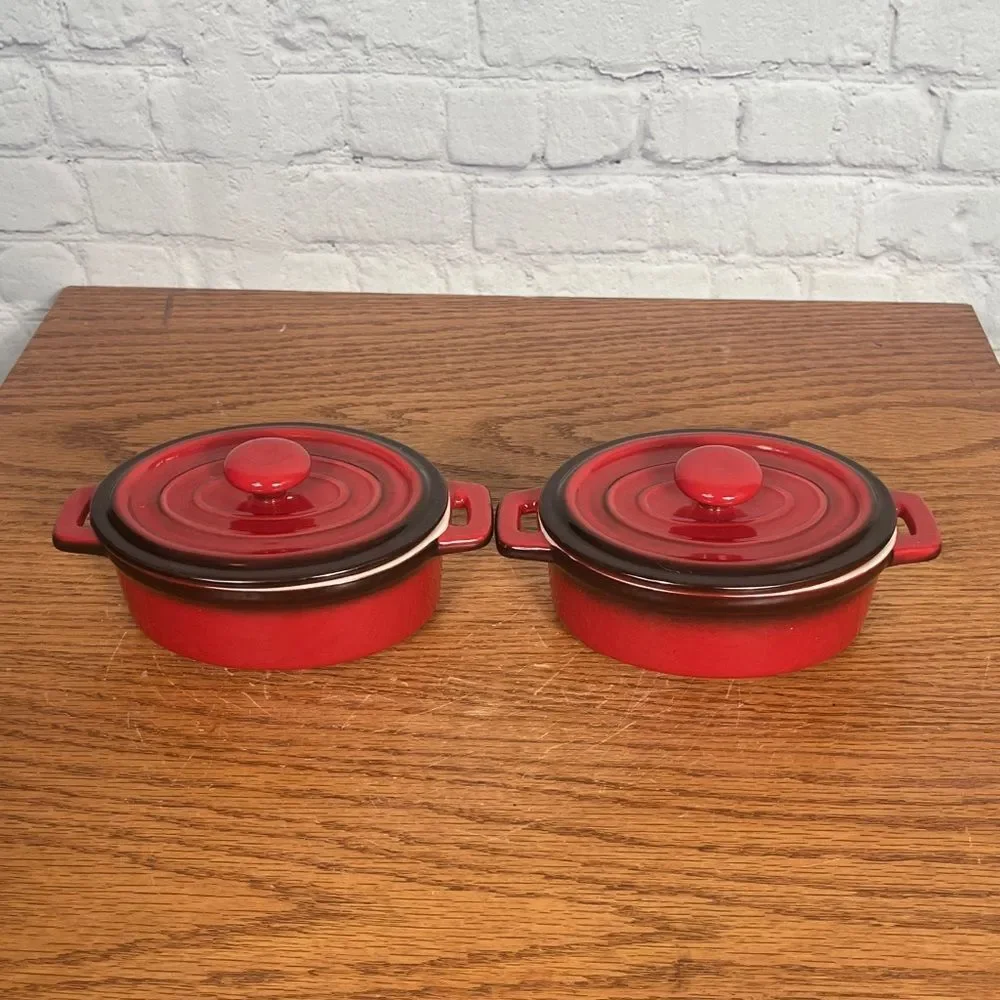 Mini Stoneware Enamel Cocottes with Handles and Lid Red/Black ombre Set of 2